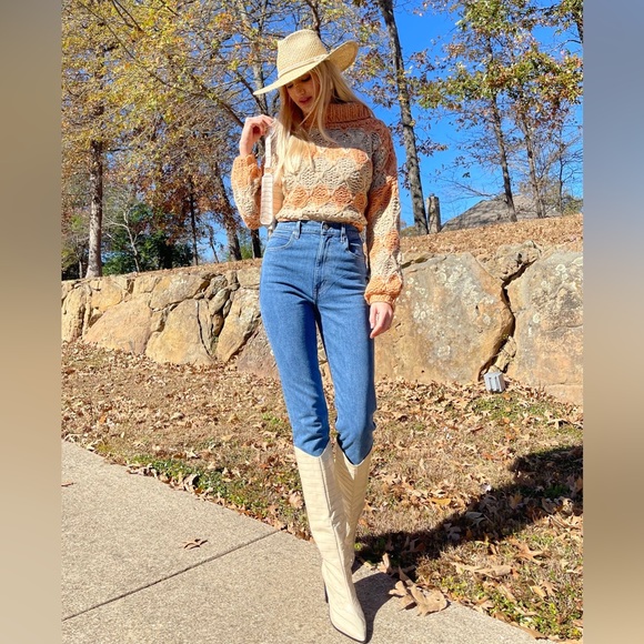 Chunky Knit Ballon Sleeve Turtleneck Sweater - Picture 8 of 12